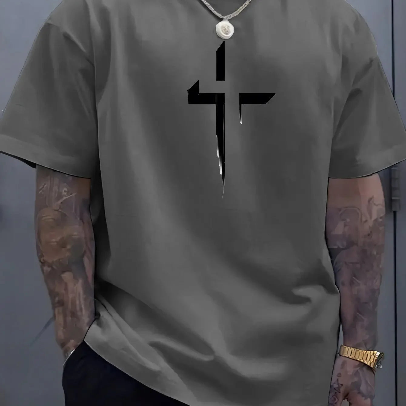 Summer men's  casual comfortable round neck short sleeved T-shirt