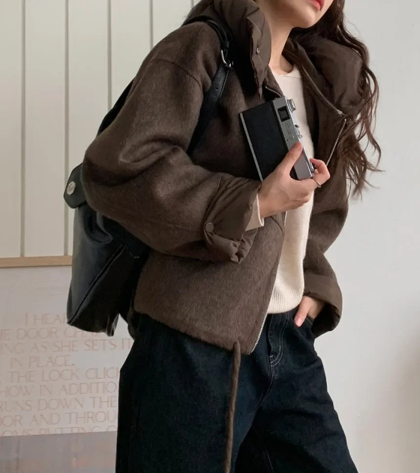 Chic Autumn and Winter Niche Design Spliced Hooded Detachable Lace-up Warm Short Woolen Coat for Girls Loose Fit Women Jacket