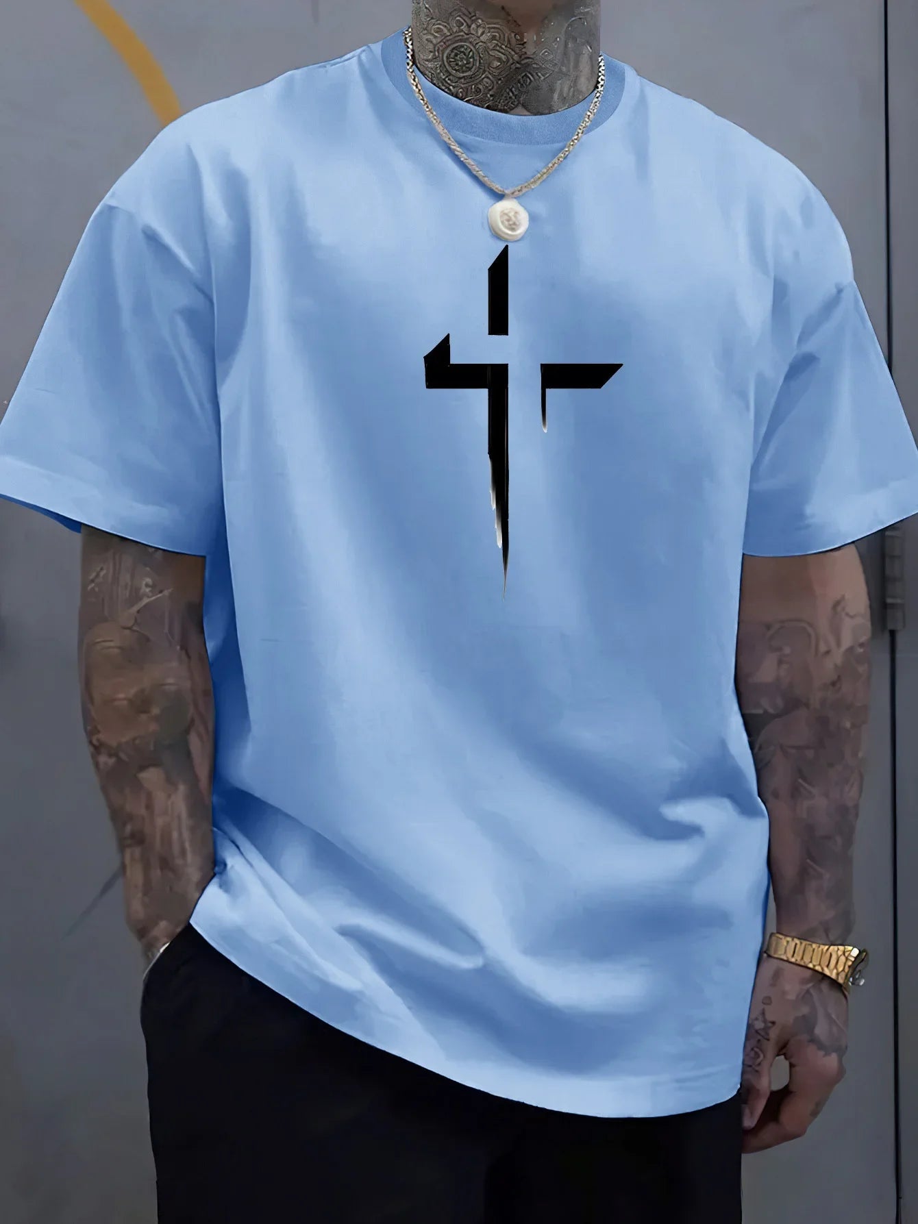 Summer men's  casual comfortable round neck short sleeved T-shirt